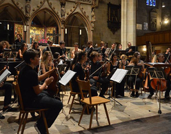 Γιορτή με την Underground Youth Orchestra στο Μπενάκη!