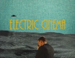 Electric Cinema: προβολές + DJ set