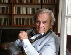 Γραφή και μεταβίβαση: μεταφράζεται άραγε η ποίηση;