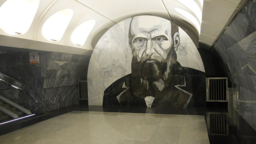 Dostoyevskaya Metro Station |Ελένη Μποζά