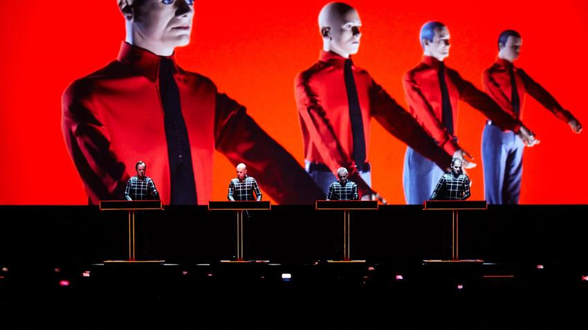 Οι Kraftwerk στην Αθήνα! | The 3D Concert