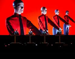 Οι Kraftwerk στην Αθήνα! | The 3D Concert