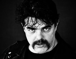 FOOTBALL το παιχνίδι της ανθρωπότητας