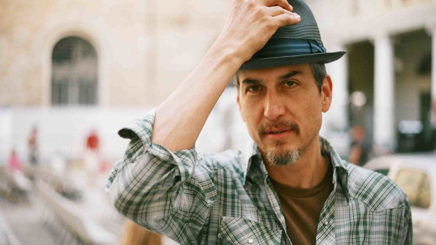 HOWE GELB (Giant Sand) | The piano, the guitar... the man