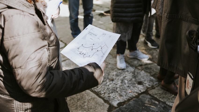 «Αρχιτεκτονικές ματιές στην πόλη» | Διαδρομές με αφορμή ένα βιβλίο