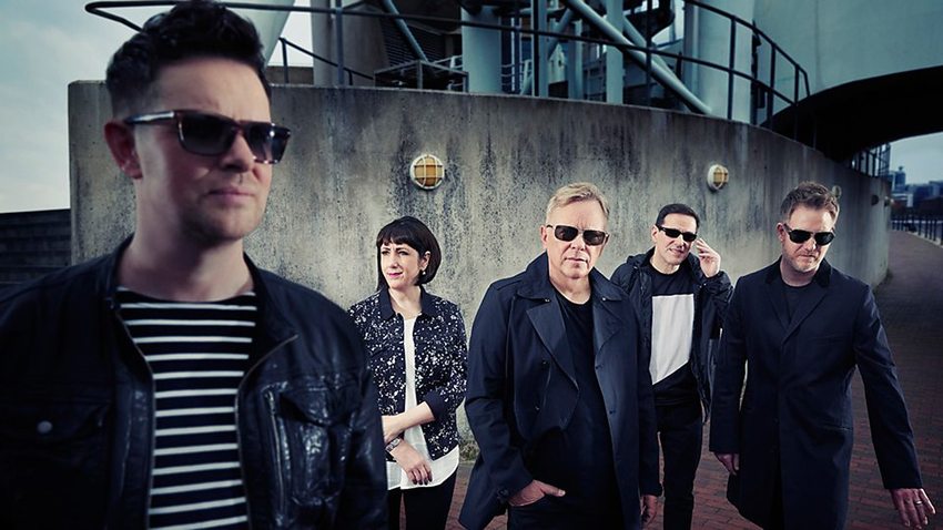 Οι New Order για μία μοναδική συναυλία στην Πλατεία Νερού! 
