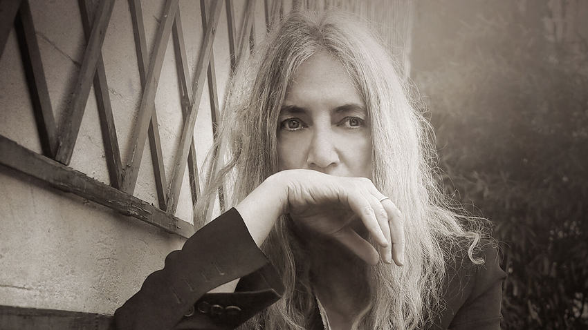 Κάθε μέρα κι ένα ποίημα δια στόματος Patti Smith