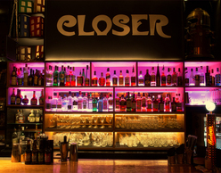 Closer Bar goes Pink | Dj sets, ποίηση & bazaar