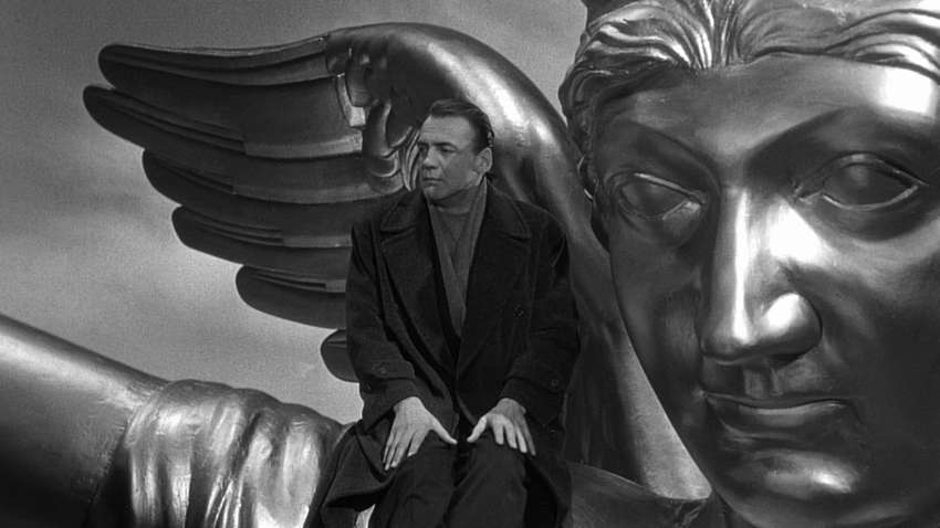 Τα Φτερά του Έρωτα (1987), του Wim Wenders