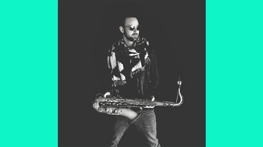 MAX THE SAX | O «rockstar» του σαξόφωνου