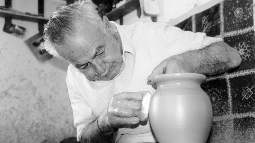 «Ceramic journey around Greece: SIFNOS» | Έκθεση σύγχρονης κεραμικής