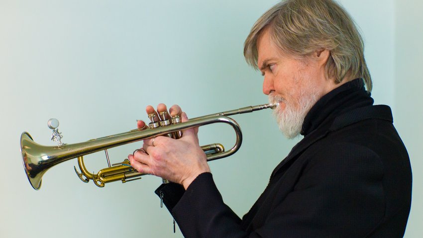 Cosmos :: Ο Αμερικανός τρομπετίστας Tom Harrell