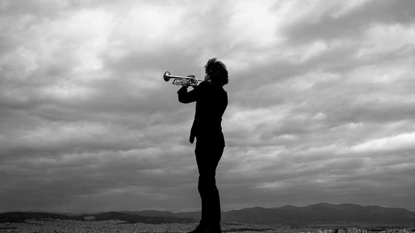 Andreas Polyzogopoulos solo live & projection project