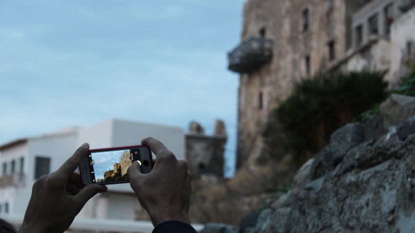 NAXOS 13-18: THE PHOTO EXHIBITION | Το βλέμμα των εφήβων της Νάξου για τον τόπο τους
