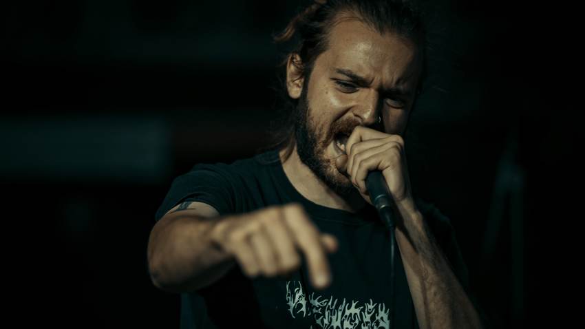 Το Σφάλμα ζωντανά στο Κύτταρο