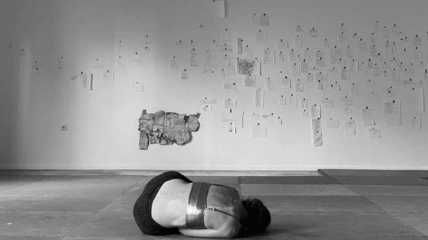 BARE dances στο M54