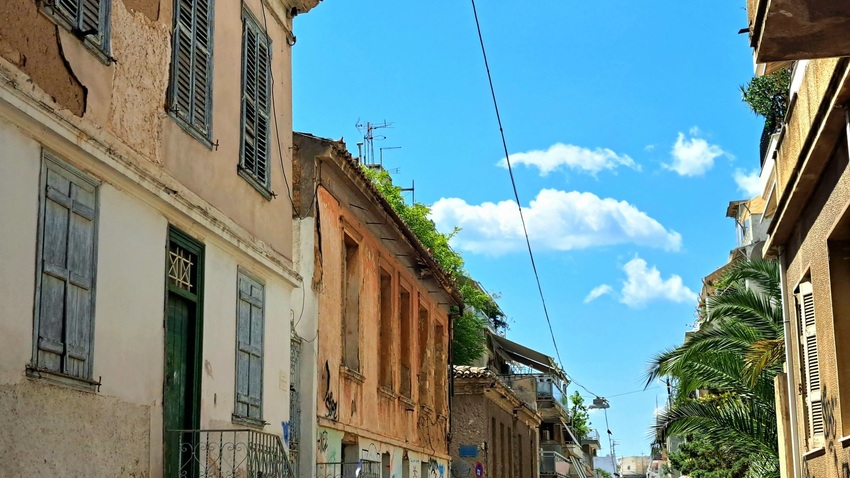 Ανακαλύπτοντας  ξανά την περιοχή της Νεάπολης  με τον Νίκο Βατόπουλο