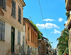 Ανακαλύπτοντας  ξανά την περιοχή της Νεάπολης  με τον Νίκο Βατόπουλο