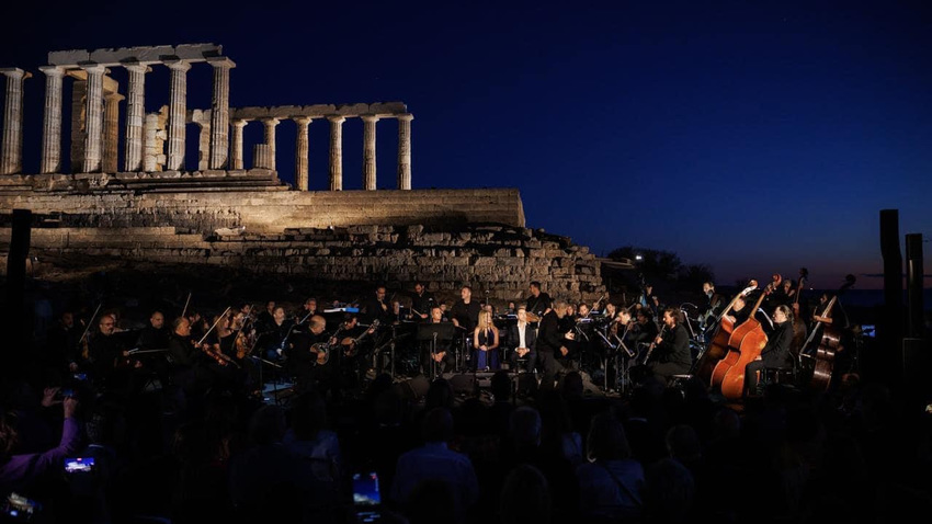 «Tαξίδι στο φως» | Μια σειρά συναυλιών του Σταύρου Ξαρχάκου