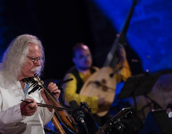 Ο Ross Daly παρουσιάζει: «Ο Ερωτόκριτος στον Λαβύρινθο»