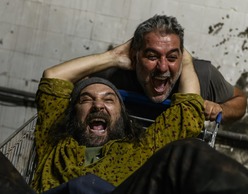 «Άνθρωποι και ποντίκια» | Σκην.: Β. Μπισμπίκης 