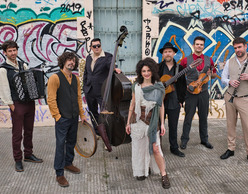 Η Barcelona Gipsy balKan Orchestra στην Ελλάδα 