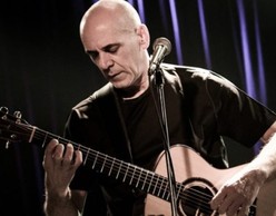 Ο Ορφέας Περίδης στο Κύτταρο Live Stage