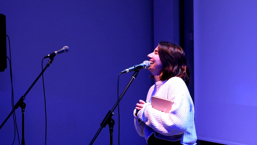 Spoken Maik 3, πολύγλωσση βραδιά spoken word με ανοιχτό μικρόφωνο