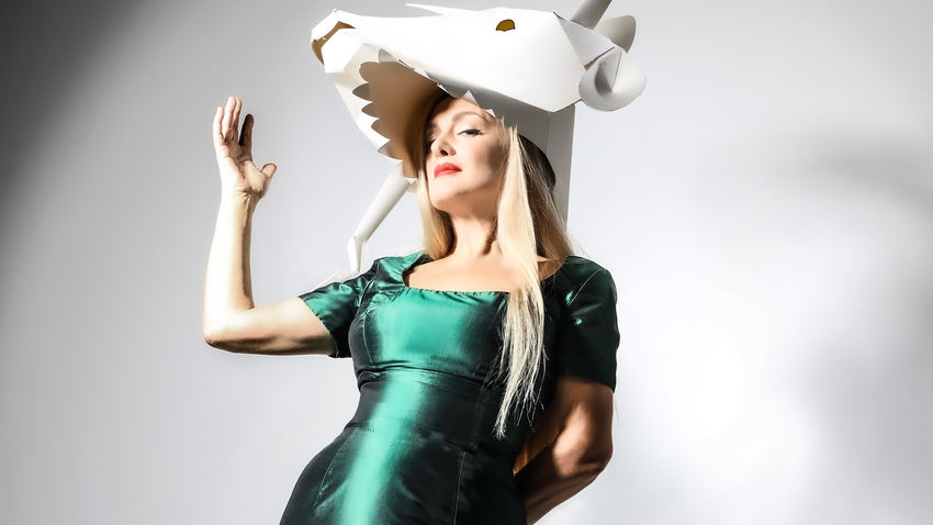 Lia Hide «Aristophobia Nervosa» | παρουσίαση άλμπουμ