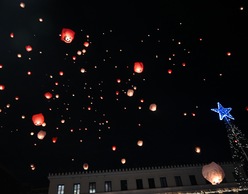 Η «Νύχτα των Ευχών» στην πλατεία Κοτζιά