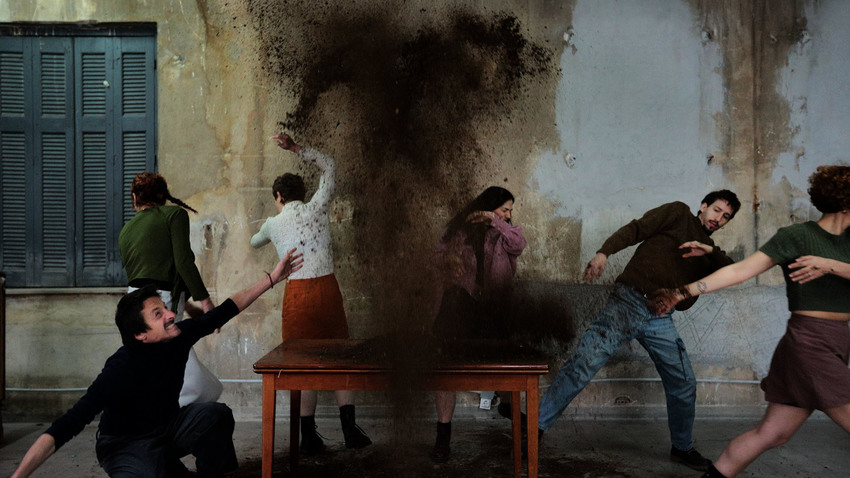  Στο εσωτερικό του Maurice Maeterlinck | Σκην.: Έλενα Παργινού