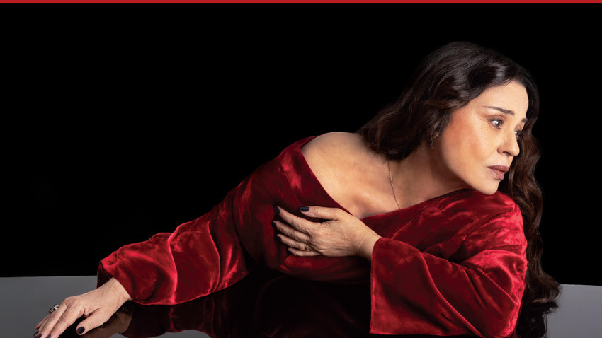 Φλαντρώ του Π.Χορν | Σκην.: Σωτήρης Χατζάκης