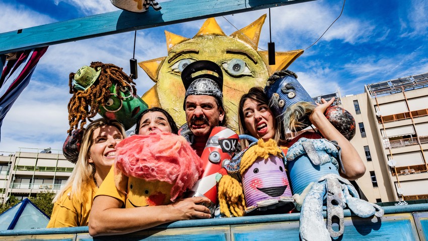 Παράταση Παραστάσεων της Ντενεκεδούπολης Ξανά! Το  Μεγάλο Ταξίδι του Μελένιου