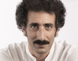 Ο Γιάννης Διονυσίου στην Μπουάτ Απανεμιά 