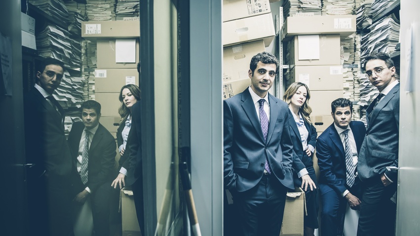 Bull του Mike Bartlett