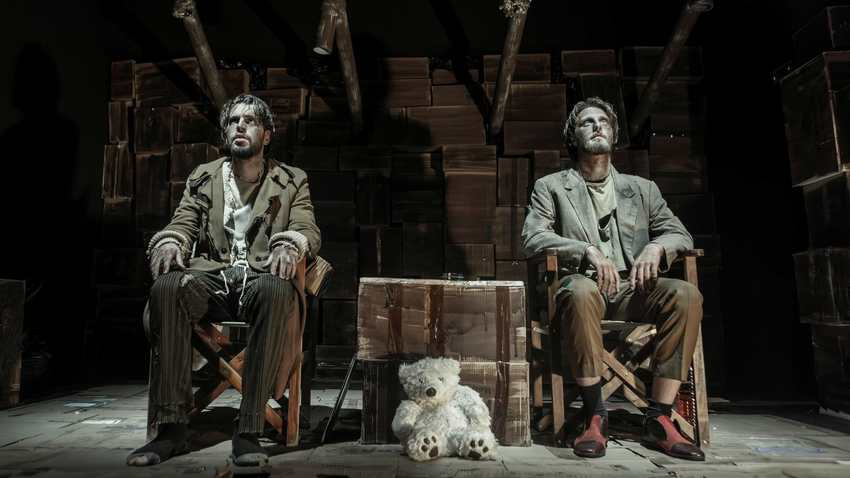  «Εμιγκρέδες» του Σλαβομίρ Μρόζεκ | Σκην.: Βλ. Κυριακίδης