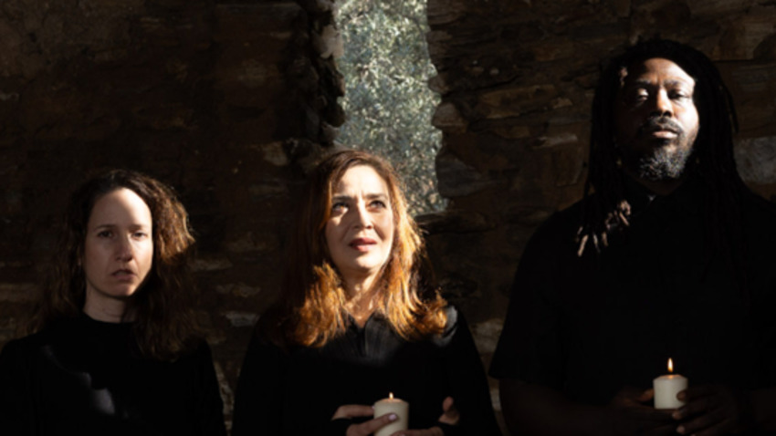 Νέκυια, μία μουσικοθεατρική παράσταση από τη Φένια Παπαδόδημα