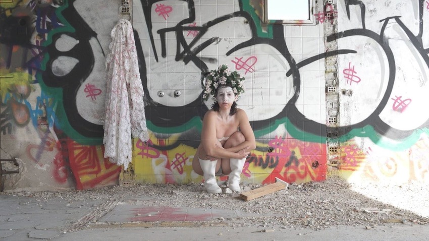 ::in the middle:: / acte vide x prokne