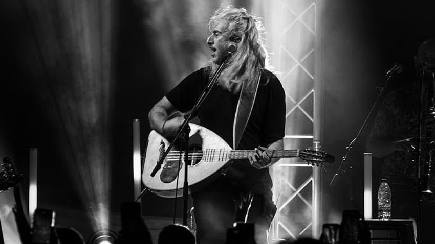 Ο Γιάννης Χαρούλης στον Σταυρό του Νότου τον Μάρτιο