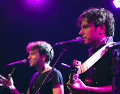 Τα Καλογεράκια στον Σταυρό του Νότου Plus