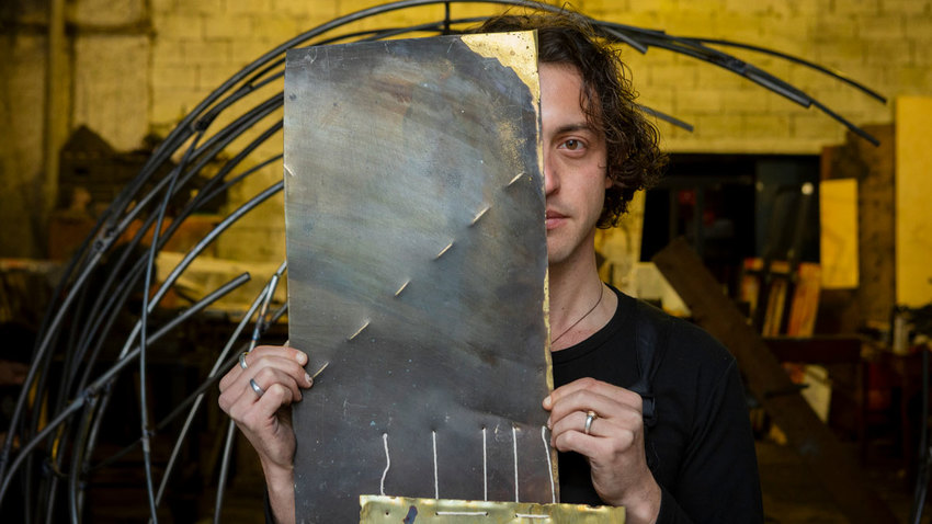 MOROMO: Μία πολυμεσική εγκατάσταση του Παντελή Καρασεβδά