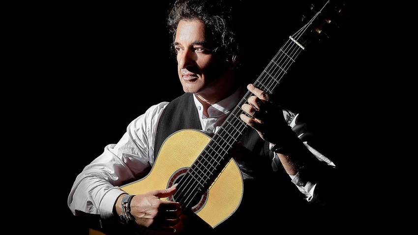 Μιχάλης Σουρβίνος | Ρεσιτάλ στο Athens International Guitar Festival 