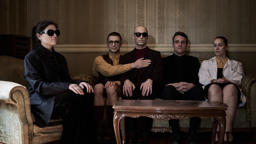 «Ο ΠΑΡΕΙΣΑΚΤΟΣ» του Κωνσταντίνου Αβράμη