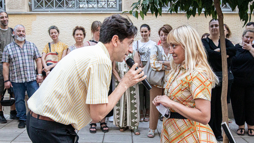 Επόμενη Στάση: Κυψέλη! 