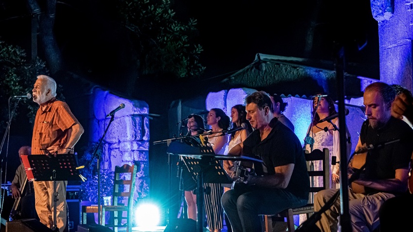 Φ hill Sessions | Χειμερινοί Κολυμβητές 