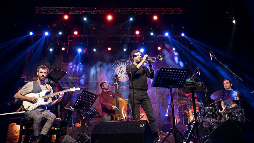  Ένα live που δεν πρέπει να χάσεις: Blazin' Quartet 