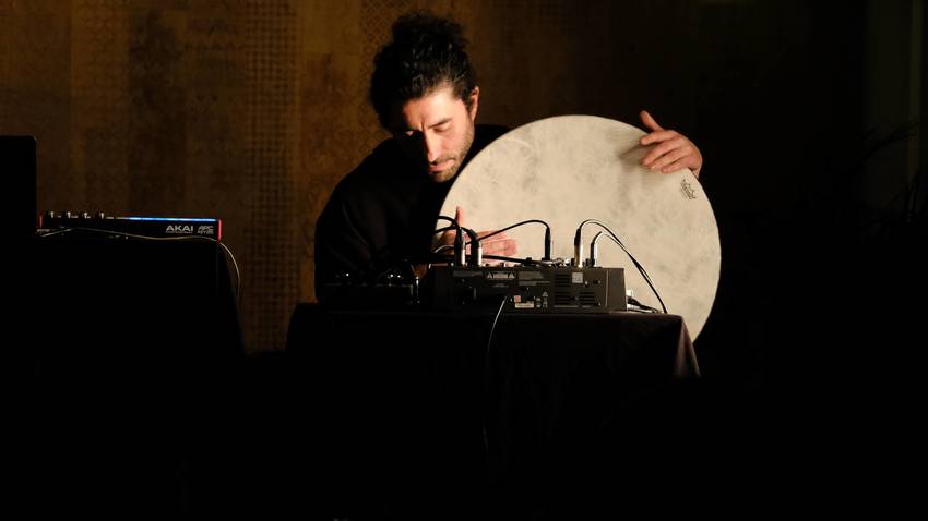  SaladeFriday in Athens: Akram Hajj, Joy Moughanni, Βανέσσα Κουρτέση, lookmaitmoves