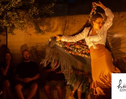 Αθήνα, Ύδρα, Υπάτη, Κρήτη: Αυτό το καλοκαίρι όλη η Ελλάδα κινείται σε ρυθμούς φλαμένκο!