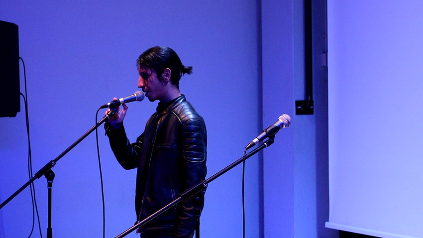 Spoken Maik #1 | πολύγλωσση βραδιά spoken word με ανοιχτό μικρόφωνο