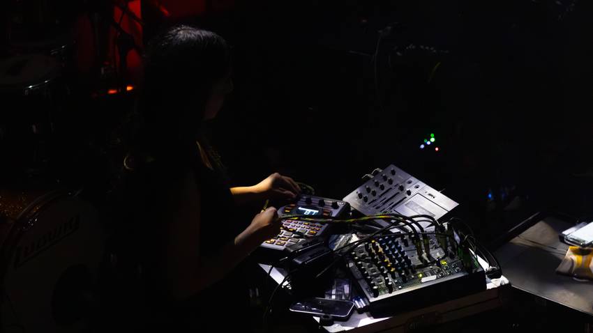 Alondra Máynez & Concepción Huerta / Jay Glass Dubs